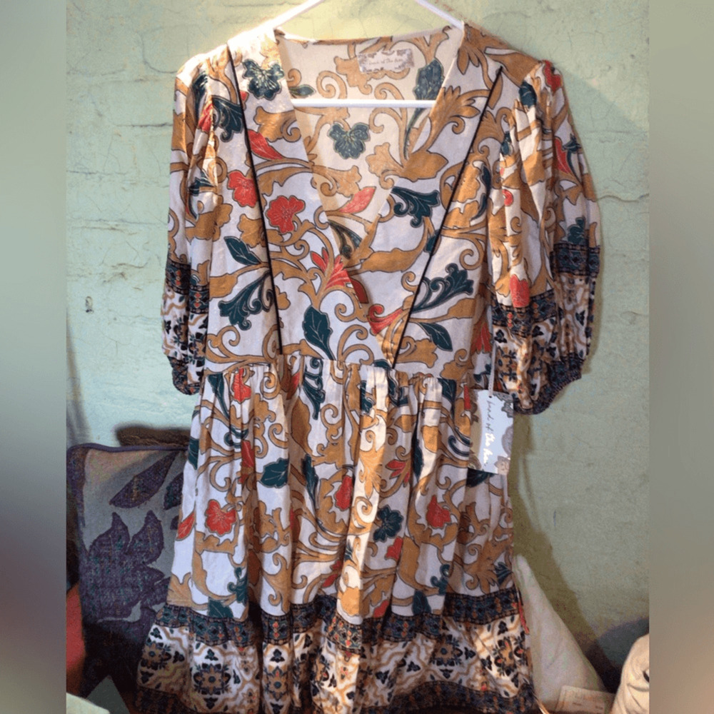 NEW! Band of the Free Gypsy Floral Patterned Dress with Puff Sleeves